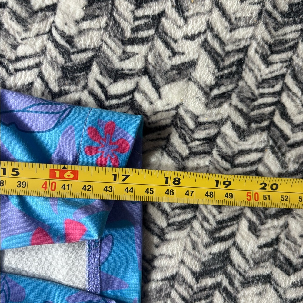 Like New Official Disney Lilo and Stitch Floral Plus Sized Swim Skort Size 2X - Picture 8 of 9